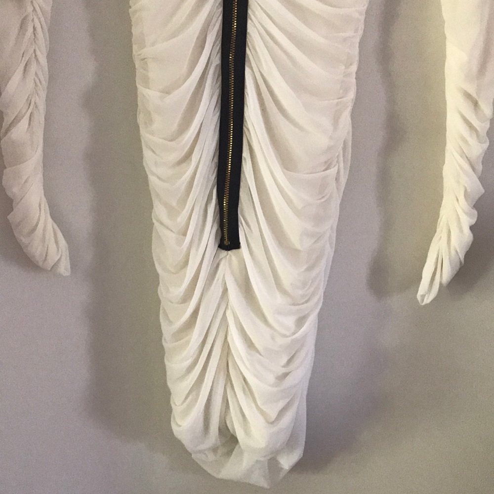 🌟HP🌟 Sydney Ruched Dress. Worn once. - Picture 6 of 7